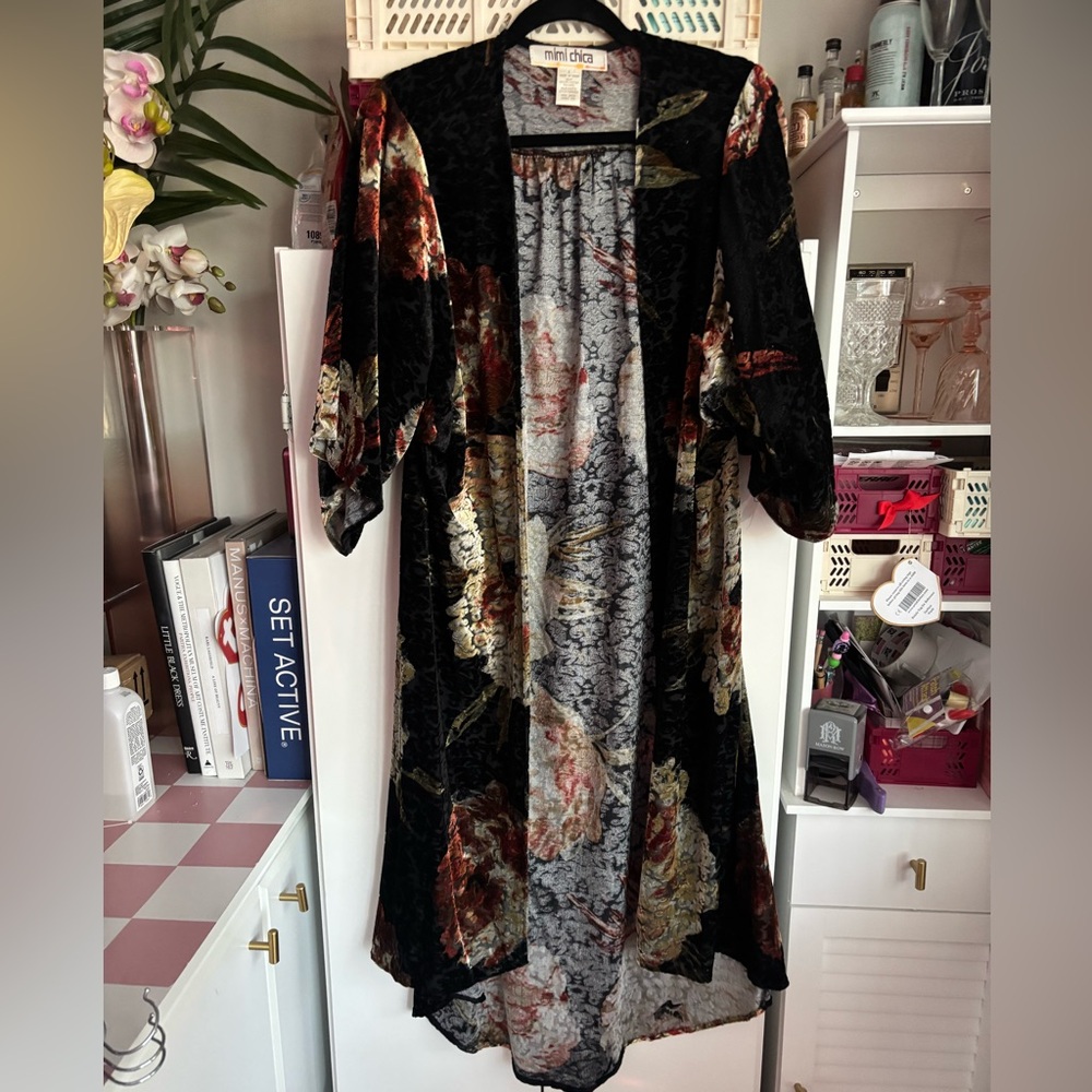 Mimi Chica Multicolor Velvet Kimono
